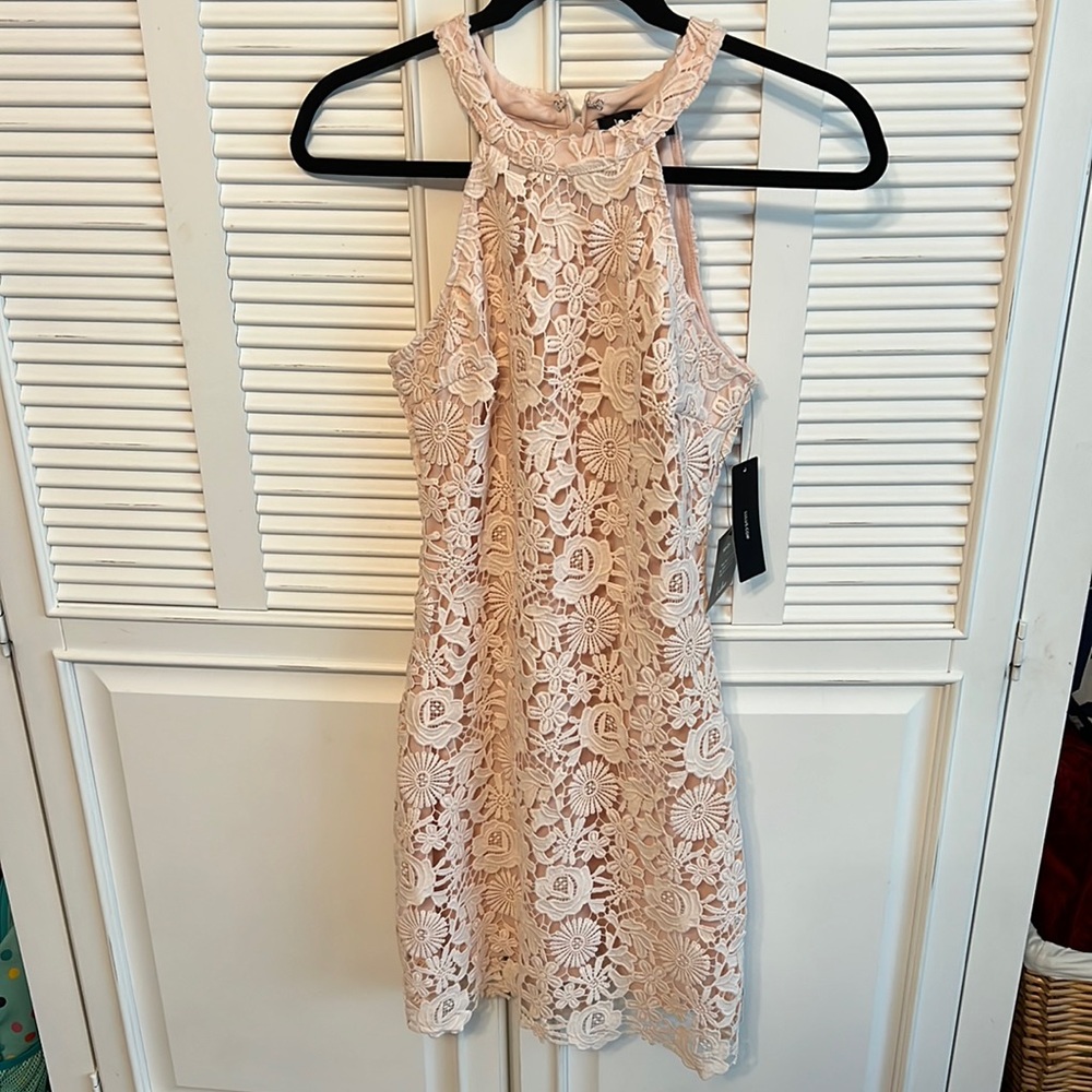 Lulus brand new rose colored lace dress